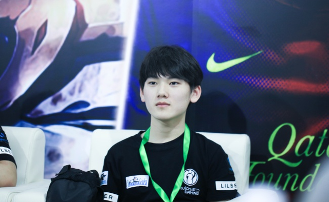 Wink：和Ming对决感觉很好玩，第二局前期其实没那么劣